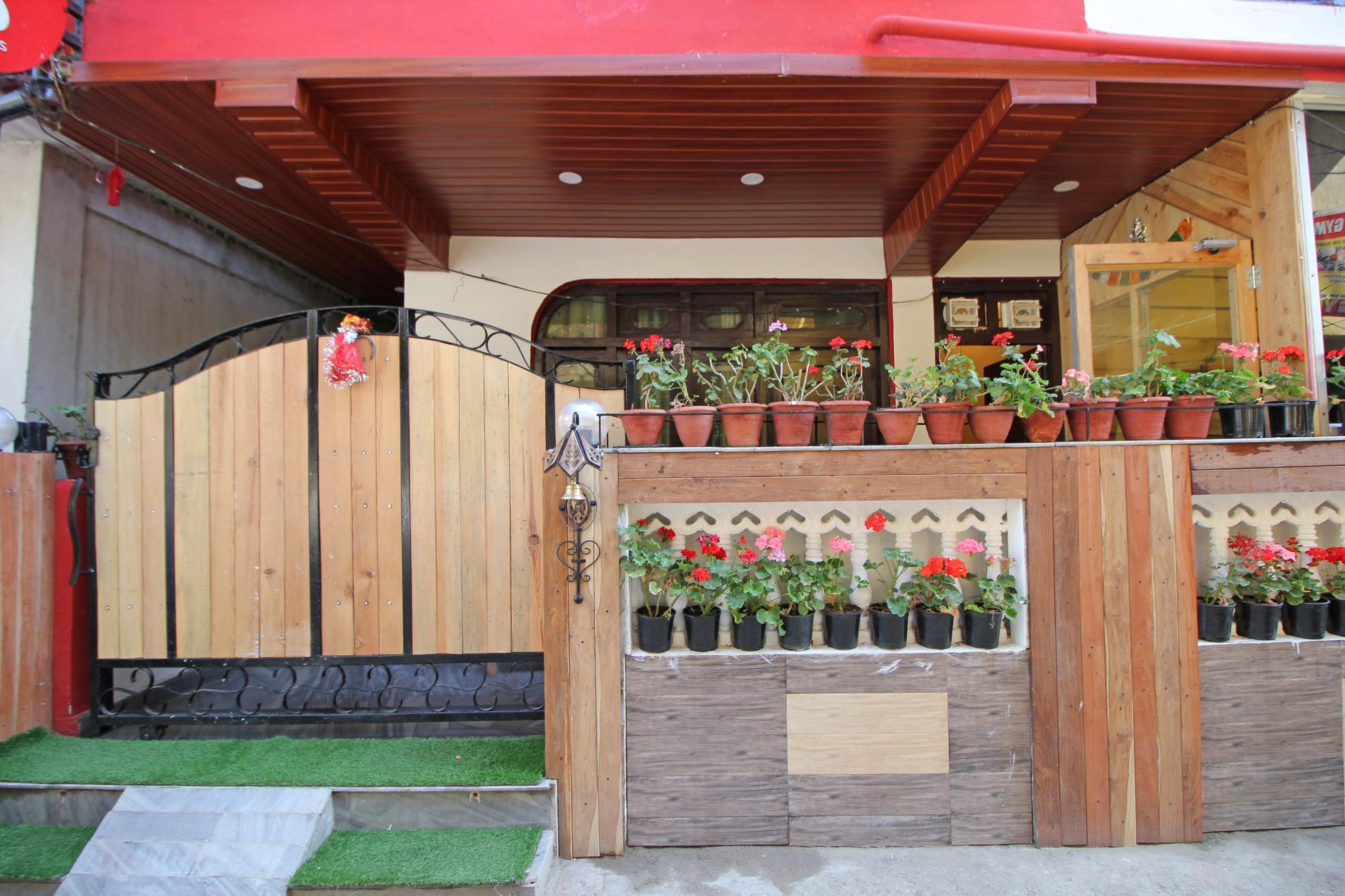 Oyo 3128 Hotel Panorama Nainital Exterior photo